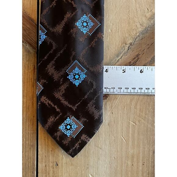 Oleg Cassini Men's Neck Tie. Brown & Blue. Polyester. work office - Picture 3 of 3